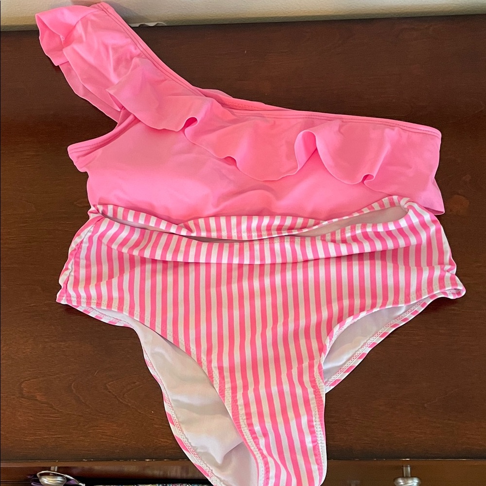 Pink One-Shoulder Ruffle Swim Set